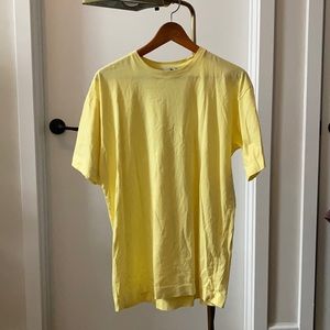 Wilfred Free Aritzia oversized yellow tee, XXS